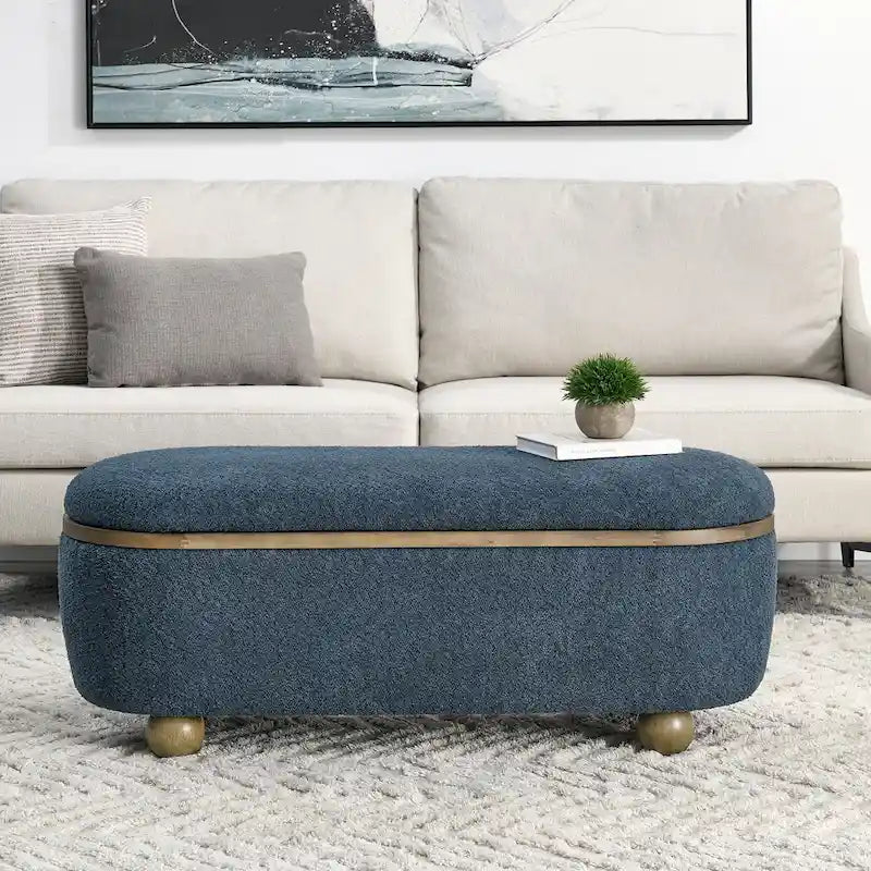 Banc coffre de rangement rembourré Clara avec pieds ovales robustes en bois