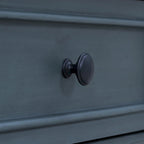 Console de style rétro classique avec trois tiroirs