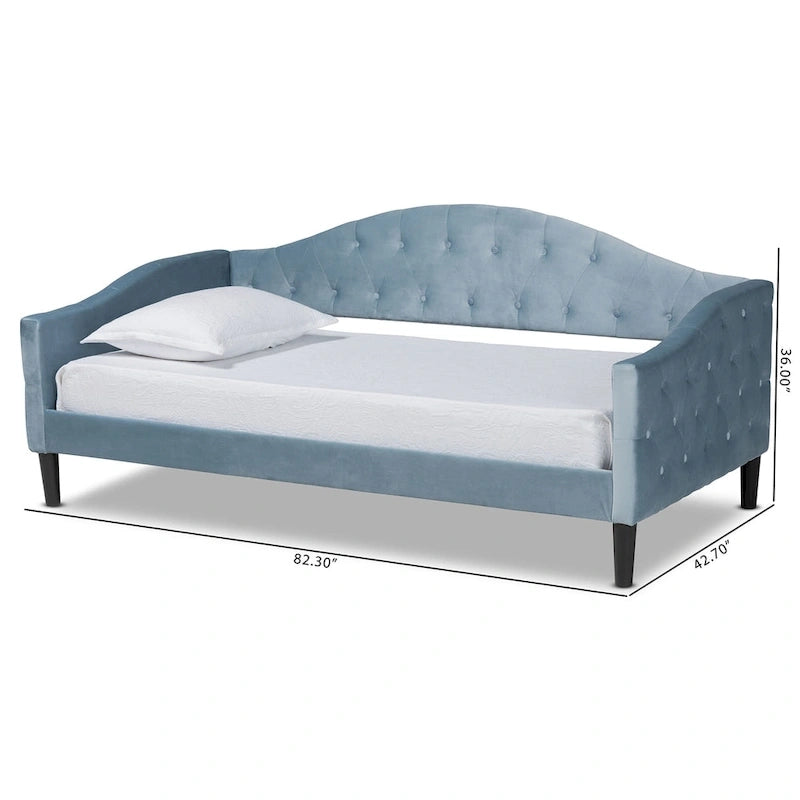 Lit de repos en velours bleu clair rembourré en bois Benjamin Modern&Contemporary