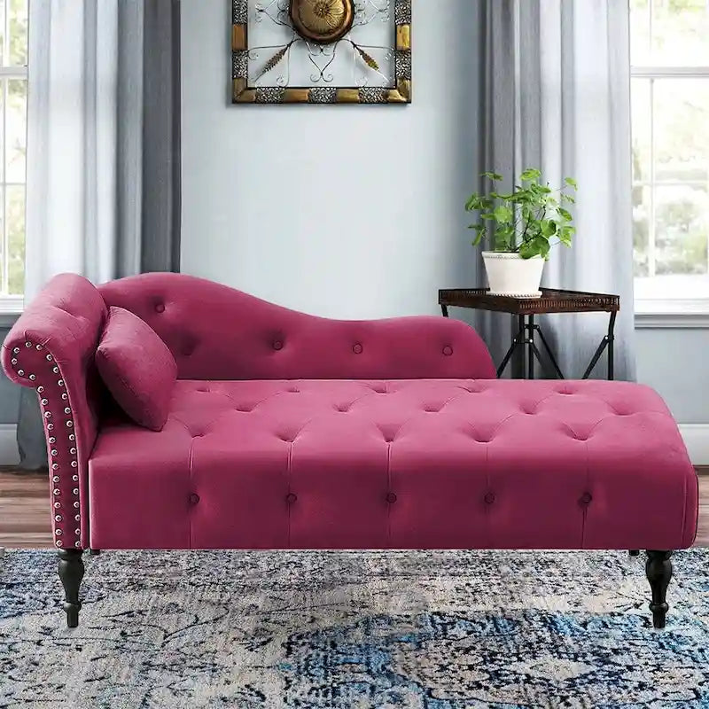 Méridienne 60W en velours, capitonnée avec oreiller et clous décoratifs – 153,9 cm L x 69,8 cm P x 71,9 cm H