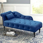 Méridienne 60W en velours, capitonnée avec oreiller et clous décoratifs – 153,9 cm L x 69,8 cm P x 71,9 cm H