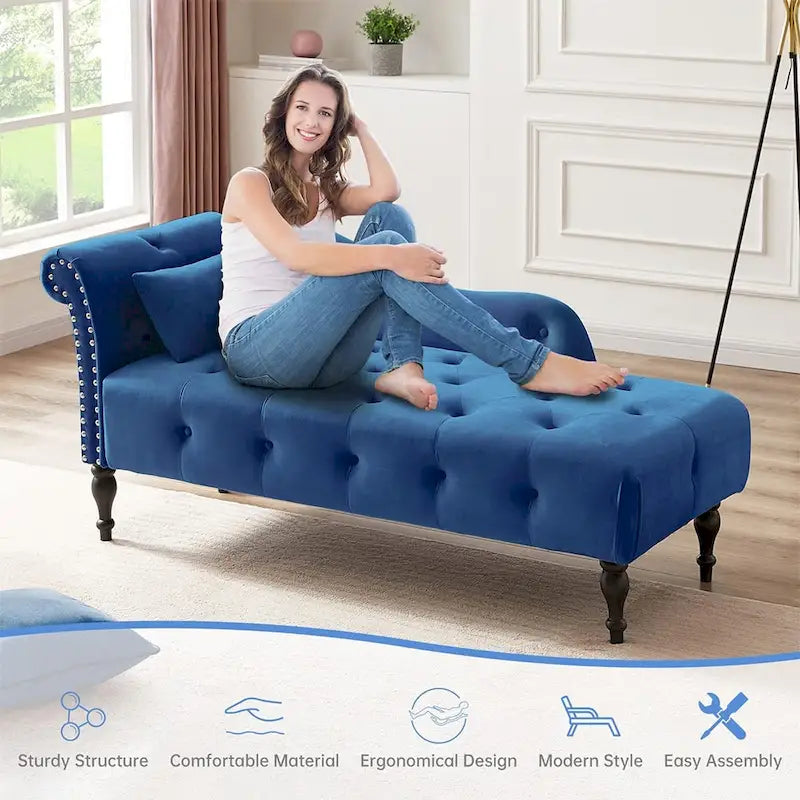 Méridienne 60W en velours, capitonnée avec oreiller et clous décoratifs – 153,9 cm L x 69,8 cm P x 71,9 cm H