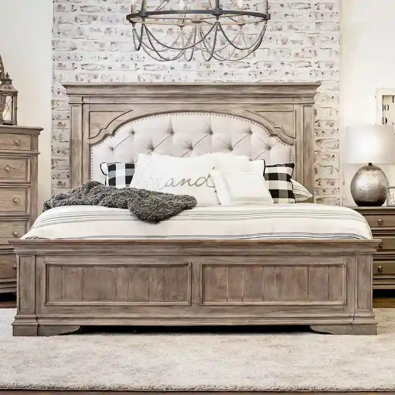 Ensemble de chambre à coucher 6 pièces avec panneaux rembourrés – Tête de lit capitonnée et garniture cloutée