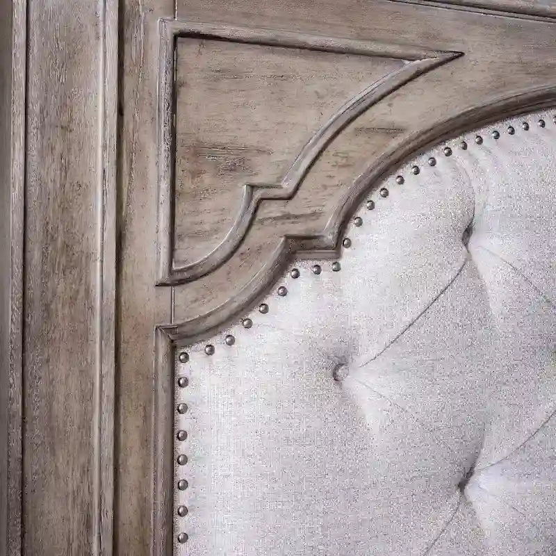 Ensemble de chambre à coucher 6 pièces avec panneaux rembourrés – Tête de lit capitonnée et garniture cloutée