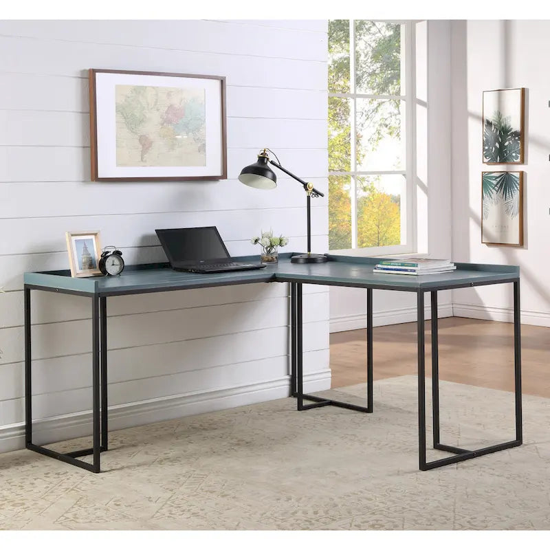 Bureau d'angle industriel 150 cm – Cadre en métal, ports USB et prise de courant