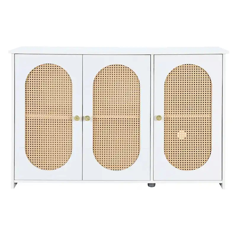 Bahut rétro à 3 portes avec portes en rotin et poignées métalliques